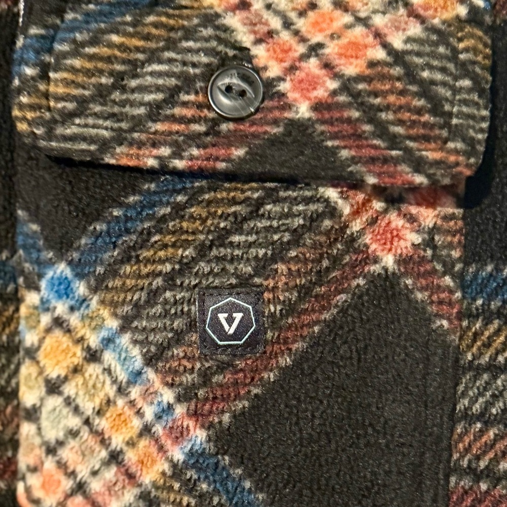 Vissla Eco-Zy Polar Flannel Large Fits Small Multicolor Plaid Sustainable View 4